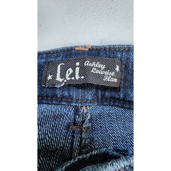 LEI Jeans Juniors Woman 17 37X32 Blue Flare Midrise Rhinestones Distressed Y2K - Picture 8 of 13